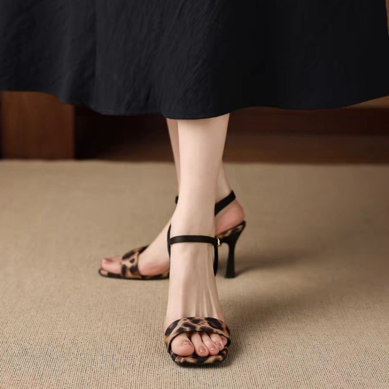Sexy leopard print high-heeled - огляд і ціна Leopard Print Heels