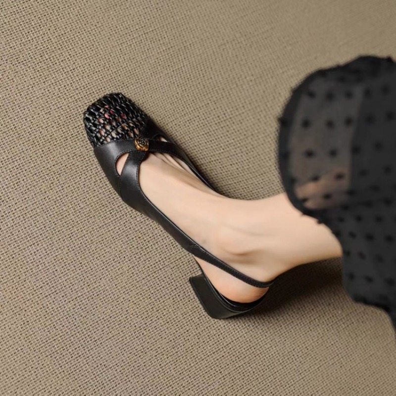 Women's French-style closed-to - огляд і ціна Women Shoes Model