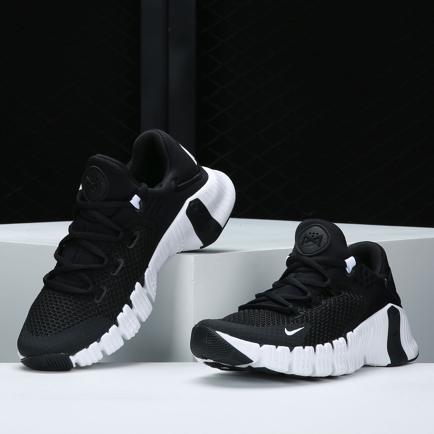 Nike Authentic Women's Free Me - огляд і ціна Women Shoes Nike