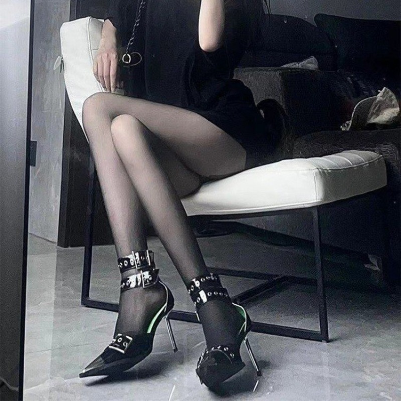 Super High Heel Metal Pointed  - огляд і ціна Platform Mule Heel